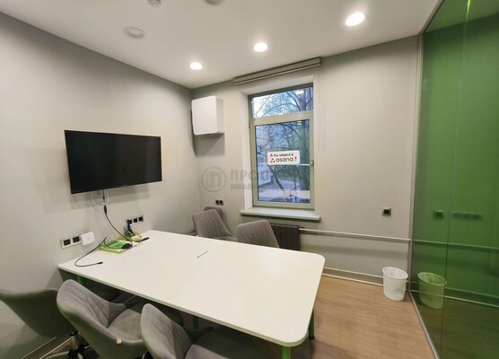 Продам коммерческое помещение 700,8 м2, Фруктовая ул, 7к2, Москва г