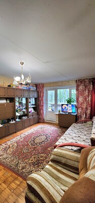 Продам однокомнатную (1-комн.) квартиру, Ореховый б-р, 7к2, Москва г