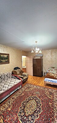 Продам однокомнатную (1-комн.) квартиру, Ореховый б-р, 7к2, Москва г