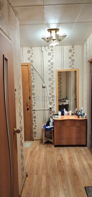 Продам однокомнатную (1-комн.) квартиру, Ореховый б-р, 7к2, Москва г