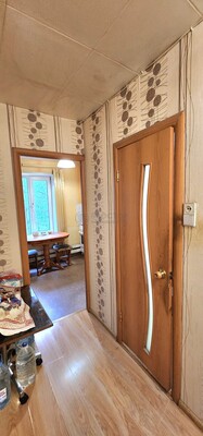 Продам однокомнатную (1-комн.) квартиру, Ореховый б-р, 7к2, Москва г