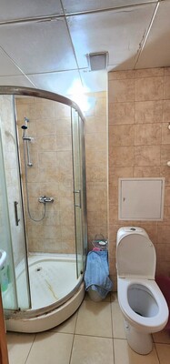 Продам однокомнатную (1-комн.) квартиру, Ореховый б-р, 7к2, Москва г