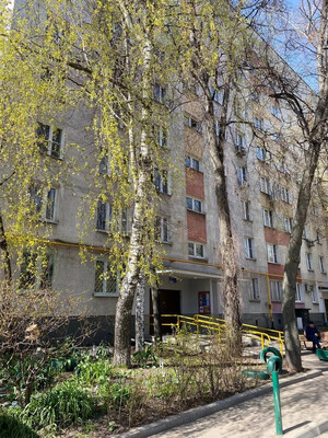 Продам двухкомнатную (2-комн.) квартиру, Домодедовская ул, 11к1, Москва г