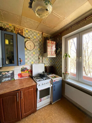 Продам двухкомнатную (2-комн.) квартиру, Домодедовская ул, 11к1, Москва г