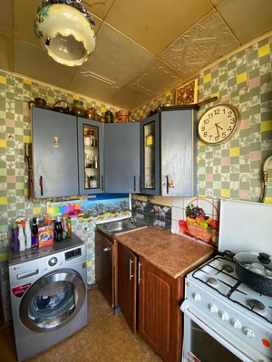 Продам двухкомнатную (2-комн.) квартиру, Домодедовская ул, 11к1, Москва г