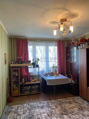 Продам двухкомнатную (2-комн.) квартиру, Домодедовская ул, 11к1, Москва г