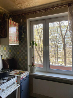 Продам двухкомнатную (2-комн.) квартиру, Домодедовская ул, 11к1, Москва г