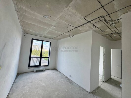 Продам трехкомнатную (3-комн.) квартиру, Снежная ул, 22с3, Москва г