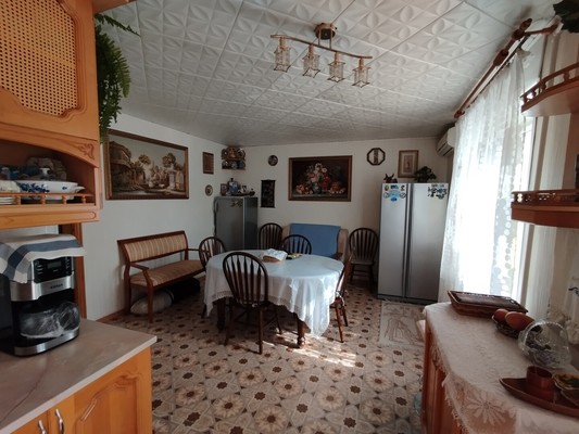 Продам двухкомнатную (2-комн.) квартиру, Ленина ул, 44, Волгодонск г