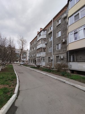 Продам двухкомнатную (2-комн.) квартиру, Ленина ул, 44, Волгодонск г