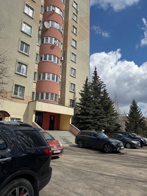 Продам двухкомнатную (2-комн.) квартиру, Фатыха Амирхана ул, 23, Казань г