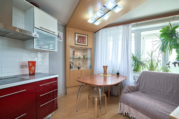 Продам двухкомнатную (2-комн.) квартиру, Ясногорская ул, 17к1, Москва г