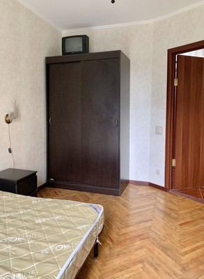 Продам двухкомнатную (2-комн.) квартиру, 3-й Автозаводский проезд, 4, Москва г