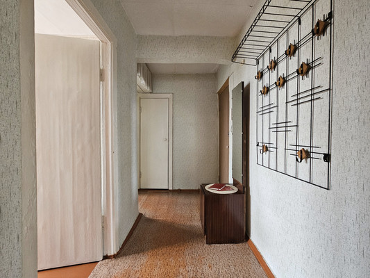 Продам двухкомнатную (2-комн.) квартиру, Мира ул, 85, Березники г