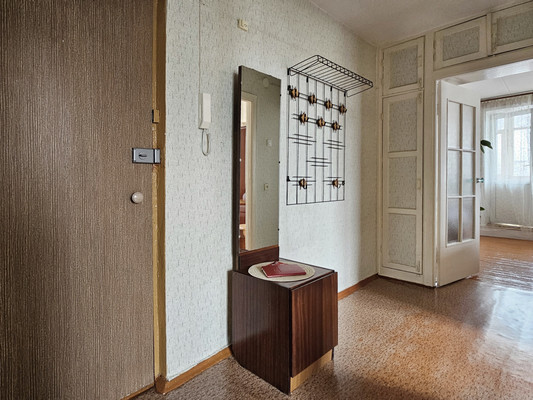 Продам двухкомнатную (2-комн.) квартиру, Мира ул, 85, Березники г