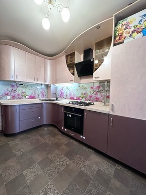 Продам двухкомнатную (2-комн.) квартиру, Вокзальная ул, 77, Рязань г