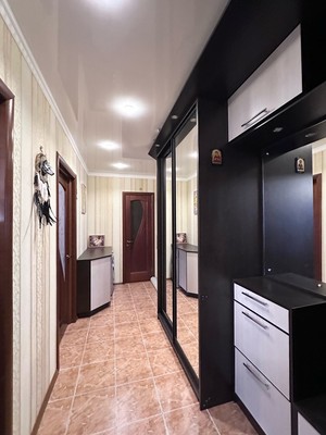 Продам двухкомнатную (2-комн.) квартиру, Вокзальная ул, 77, Рязань г