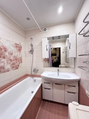 Продам двухкомнатную (2-комн.) квартиру, Вокзальная ул, 77, Рязань г