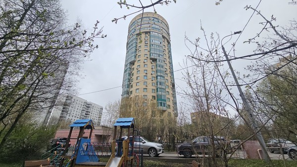Сдам трехкомнатную (3-комн.) квартиру, Ленинградское ш, 130к3, Москва г