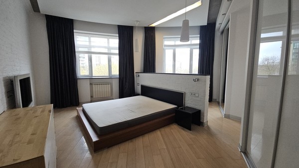 Сдам трехкомнатную (3-комн.) квартиру, Ленинградское ш, 130к3, Москва г