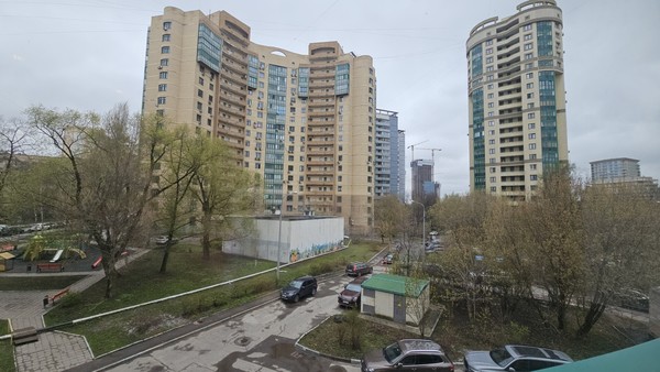 Сдам трехкомнатную (3-комн.) квартиру, Ленинградское ш, 130к3, Москва г