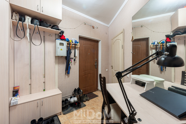 Продам однокомнатную (1-комн.) квартиру, Маршала Жукова пр-кт, 48к1, Санкт-Петербург г