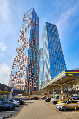 Продам многокомнатную квартиру, Озёрная ул, 1к2, Москва г