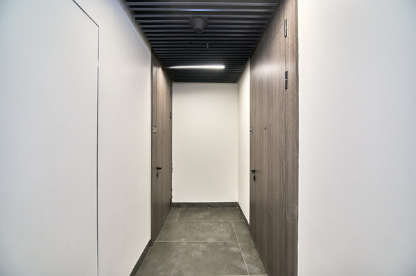 Продам многокомнатную квартиру, Озёрная ул, 1к2, Москва г