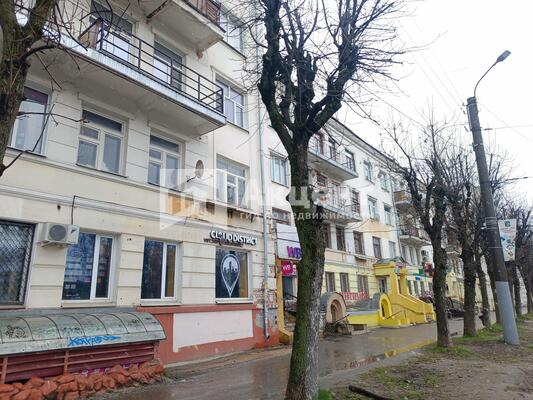 Продам комнату в 4-комн. квартире, Ленина пр-кт, 62, Иваново г