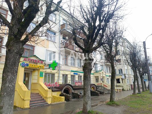 Продам комнату в 4-комн. квартире, Ленина пр-кт, 62, Иваново г