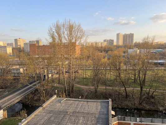 Продам двухкомнатную (2-комн.) квартиру, Строительный проезд, 9к1, Москва г