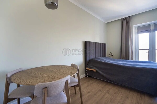 Продам однокомнатную (1-комн.) квартиру, 1-я Машиностроения ул, 10, Москва г