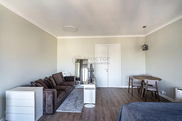 Продам однокомнатную (1-комн.) квартиру, 1-я Машиностроения ул, 10, Москва г