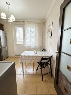 Продам однокомнатную (1-комн.) квартиру, Большая Очаковская ул, 1, Москва г