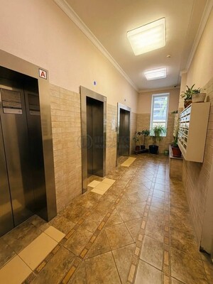 Продам однокомнатную (1-комн.) квартиру, Большая Очаковская ул, 1, Москва г