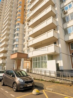 Продам однокомнатную (1-комн.) квартиру, Большая Очаковская ул, 1, Москва г