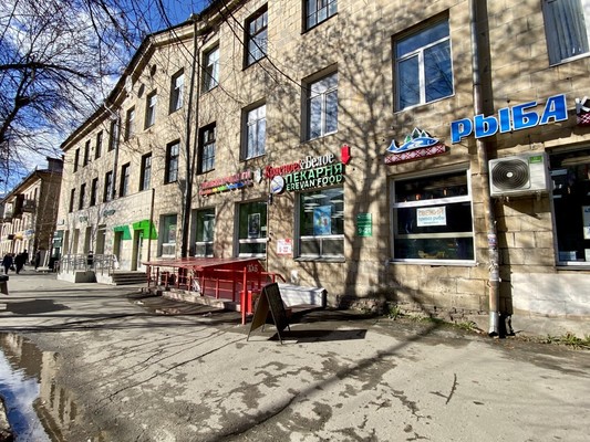 Продам торговое помещение 233,3 м2, Первомайский (Первомайский р-н) пр-кт, 30, Петрозаводск г