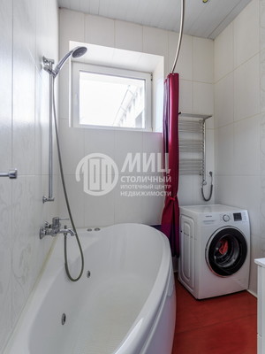 Продам многокомнатную квартиру, 1-я Машиностроения ул, 4к1, Москва г