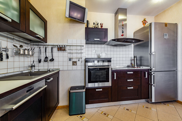 Продам многокомнатную квартиру, Тореза пр-кт, 95а, Санкт-Петербург г