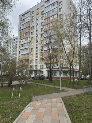 Продам двухкомнатную (2-комн.) квартиру, Зарайская ул, 51к2, Москва г