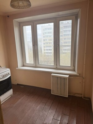 Продам двухкомнатную (2-комн.) квартиру, Зарайская ул, 51к2, Москва г