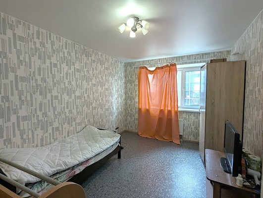 Продам двухкомнатную (2-комн.) квартиру, Объездная дорога ул, 2, Сосновый Бор п