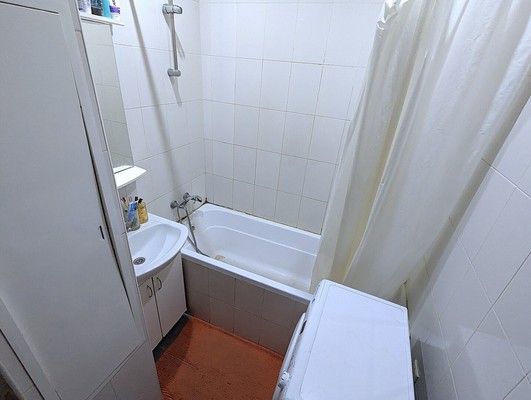 Продам двухкомнатную (2-комн.) квартиру, Объездная дорога ул, 2, Сосновый Бор п