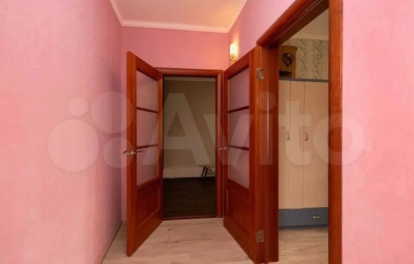 Продам двухкомнатную (2-комн.) квартиру, Мира ул, 127кА, Ханты-Мансийск г