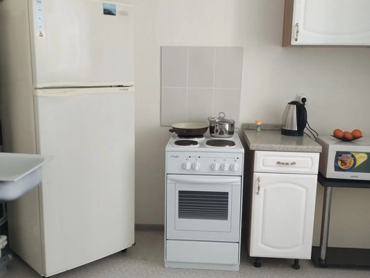 Продам трехкомнатную (3-комн.) квартиру, Мира ул, 127кА, Ханты-Мансийск г