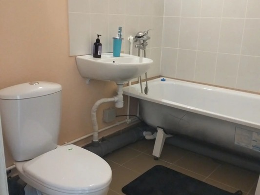 Продам трехкомнатную (3-комн.) квартиру, Мира ул, 127кА, Ханты-Мансийск г