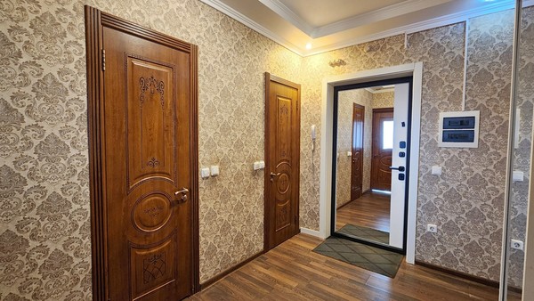 Продам двухкомнатную (2-комн.) квартиру, Питерский пр-кт, 5, Новоселье гп