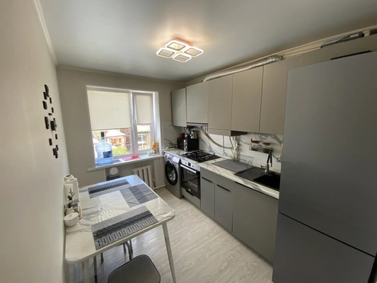 Продам двухкомнатную (2-комн.) квартиру, Советской Армии ул, 214, Армавир г