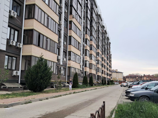 Продам однокомнатную (1-комн.) квартиру, Объездная ул, 18Ак8, Горячий Ключ г