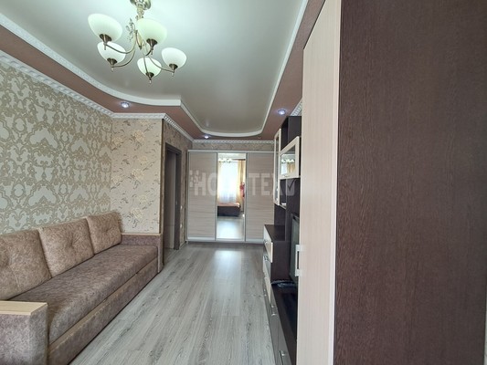 Продам однокомнатную (1-комн.) квартиру, Объездная ул, 18Ак8, Горячий Ключ г